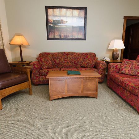 Soaring Eagle Lodge Snowshoe Extérieur photo